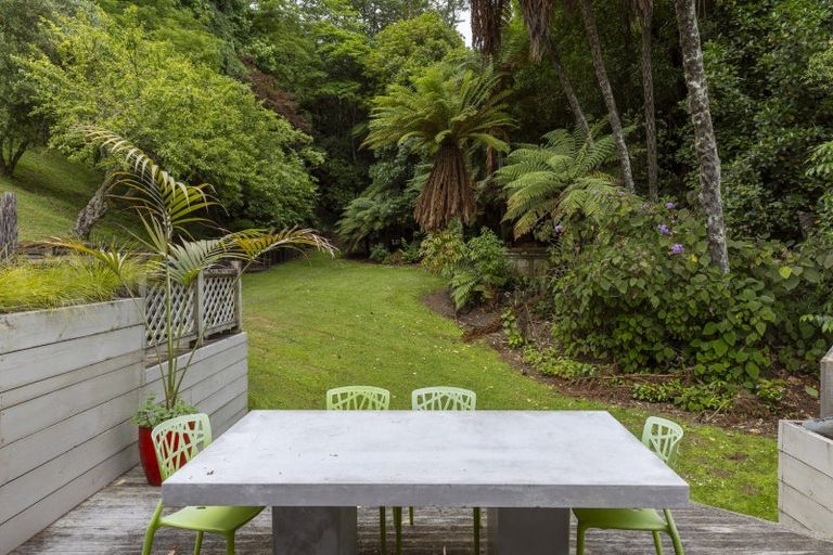 Photo of property in 878 Acacia Bay Road, Acacia Bay, Taupo, 3330