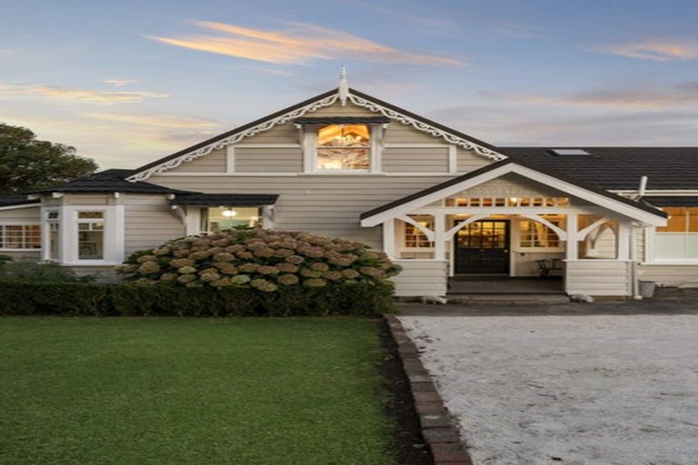 Photo of property in 128 Gray Avenue, Papatoetoe, Auckland, 2024