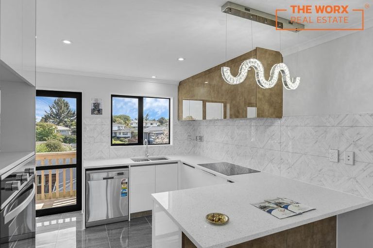 Photo of property in 26c Russell Road, Manurewa, Auckland, 2102