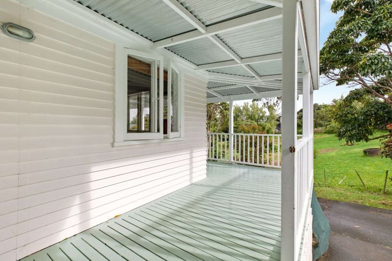 Photo of property in 2/14d Moffat Road, Red Beach, 0932