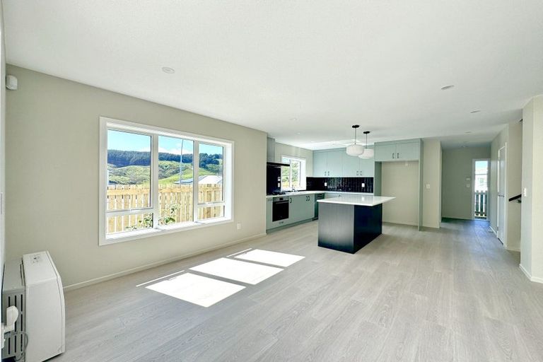 Photo of property in 9 Swinton Place, Churton Park, Wellington, 6037