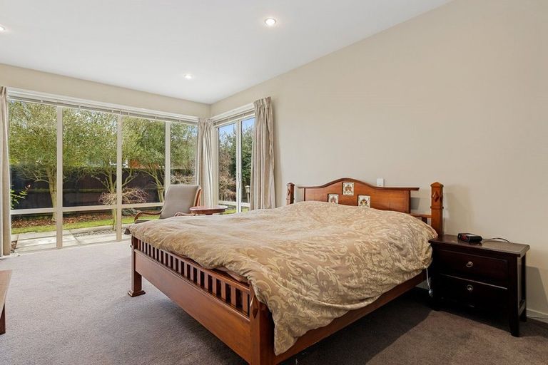 Photo of property in 2 Pulford Place, Ilam, Christchurch, 8041