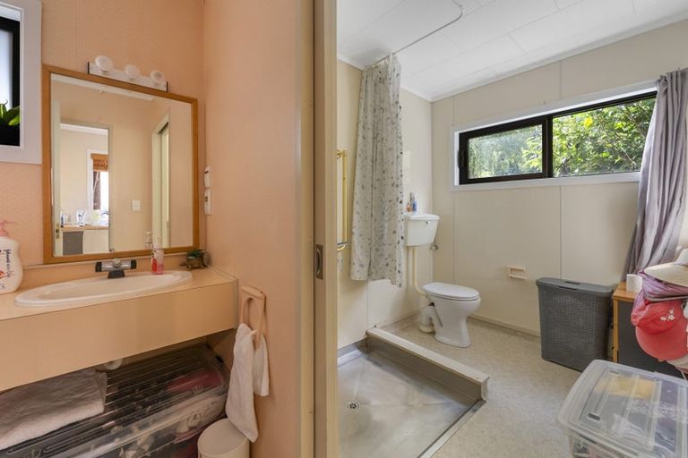 Photo of property in 2 Tangitu Street, Motuoapa, 3382