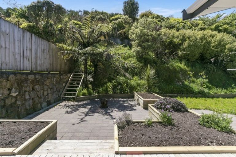 Photo of property in 14 Kaitangata Crescent, Kelson, Lower Hutt, 5010