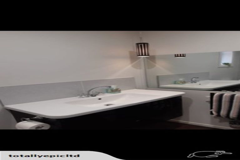 Photo of property in 521a Marine Parade, South New Brighton, Christchurch, 8062