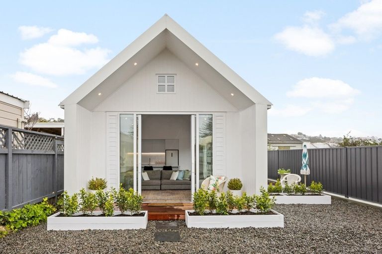Photo of property in 105a Waghorne Street, Ahuriri, Napier, 4110