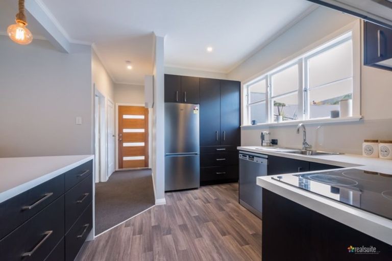 Photo of property in 24a Bell Road, Waiwhetu, Lower Hutt, 5010