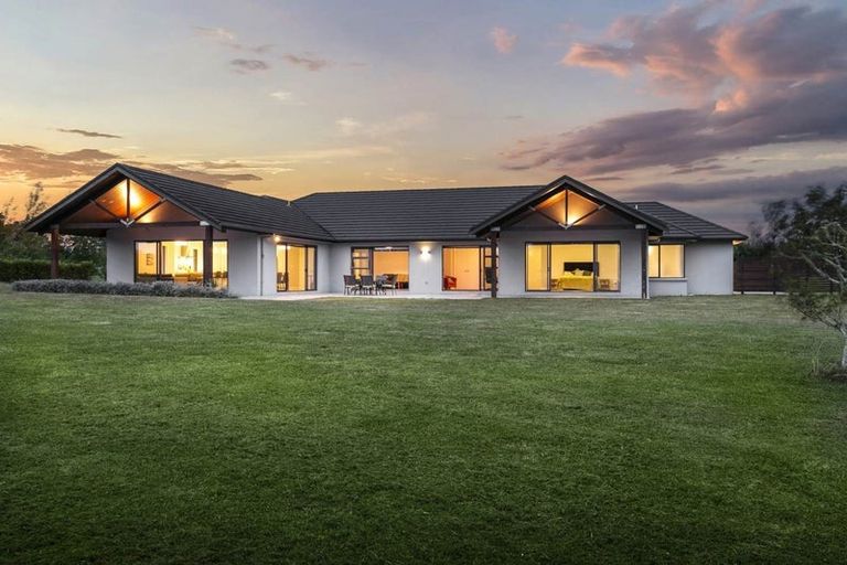 Photo of property in 166j Postman Road, Dairy Flat, Albany, 0794