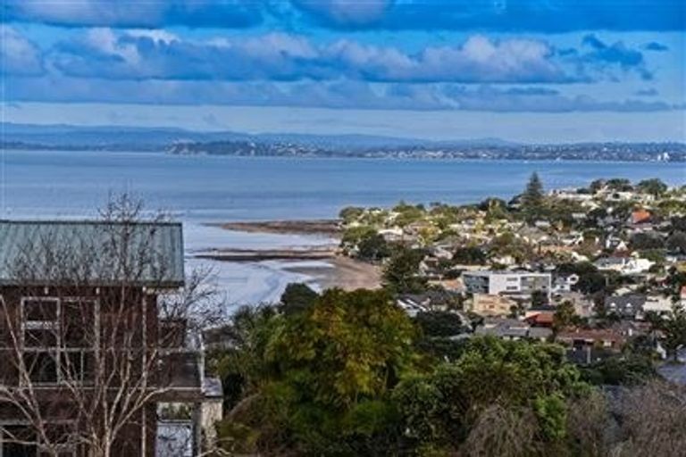 Photo of property in 13 Katui Street, Castor Bay, Auckland, 0620