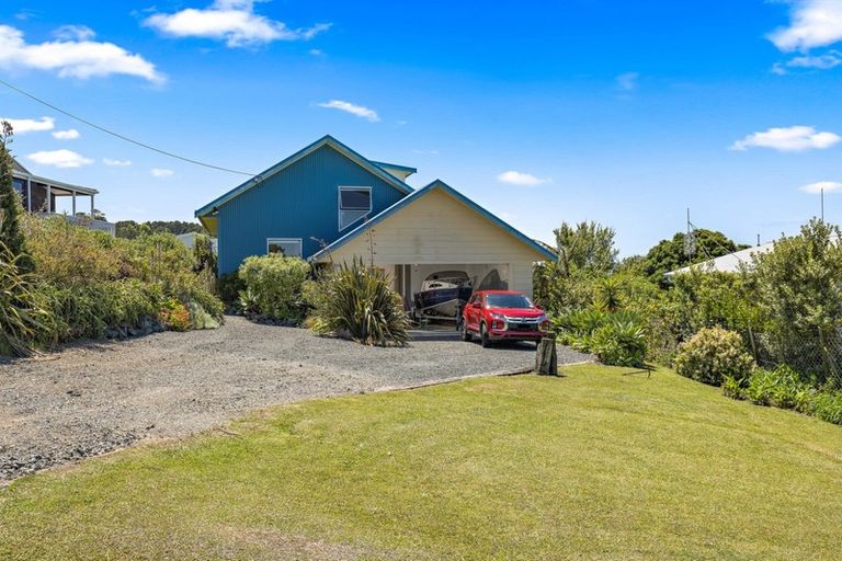 Photo of property in 43 Cumberland Street, Leigh, 0985