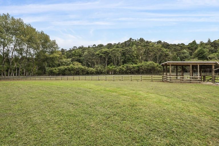 Photo of property in 16 Robinson Road, Coatesville, Albany, 0793