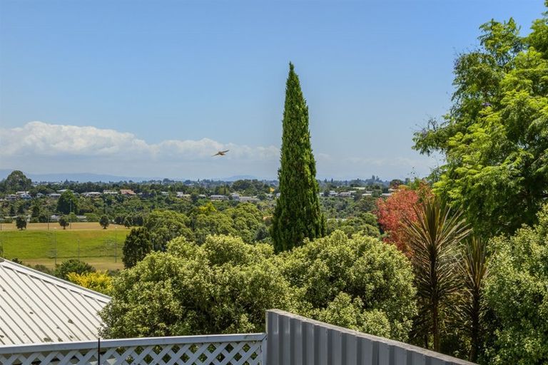 Photo of property in 109 Victory Street, Welcome Bay, Tauranga, 3112