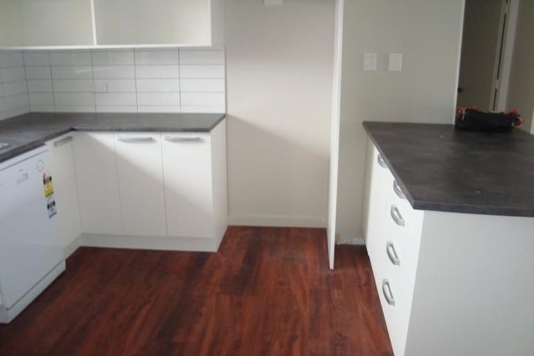 Photo of property in 2/18 Newnham Terrace, Upper Riccarton, Christchurch, 8041