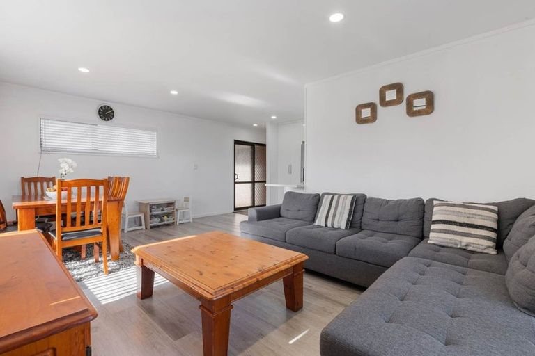 Photo of property in 106b Beach Road, Pahurehure, Papakura, 2113