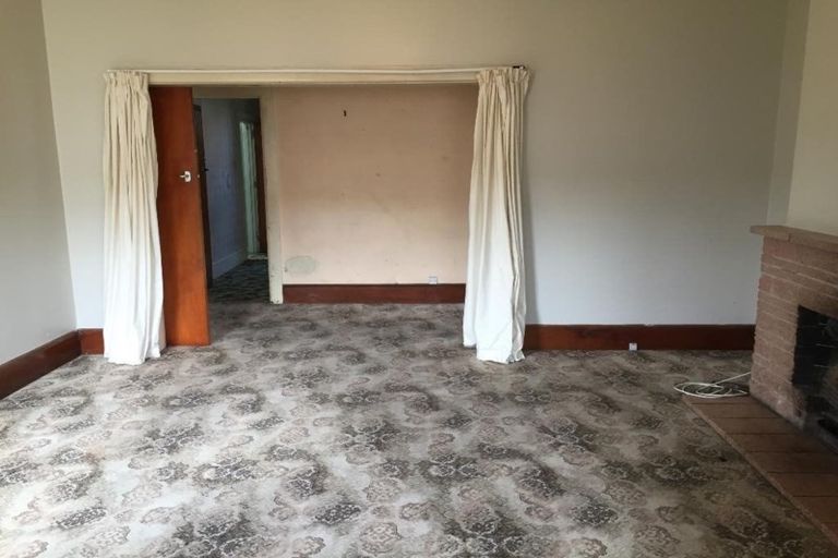 Photo of property in 15 Maxwell Street, Riccarton, Christchurch, 8041