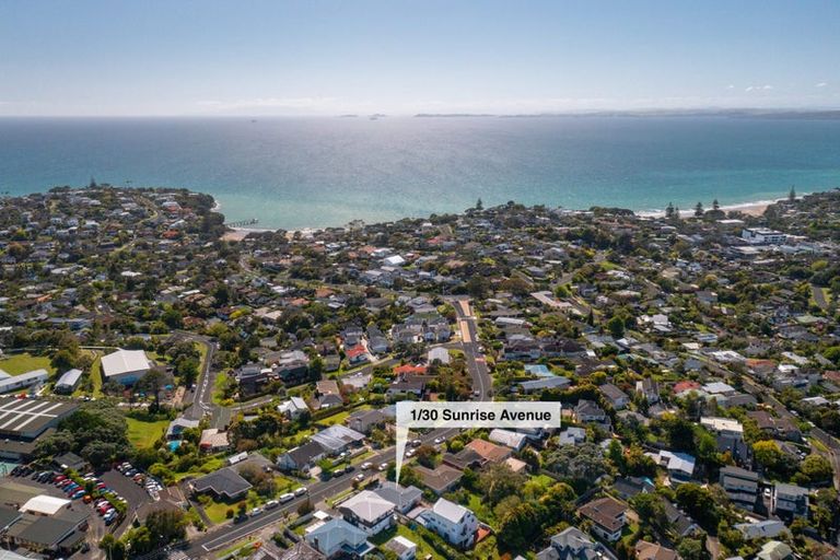 Photo of property in 1/30 Sunrise Avenue, Mairangi Bay, Auckland, 0630