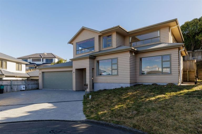 Photo of property in 22 Sandybrow, Churton Park, Wellington, 6037