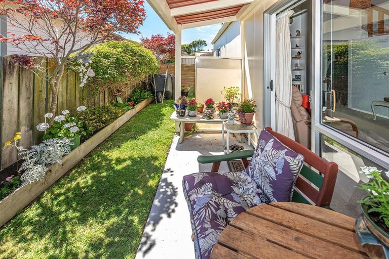 Photo of property in 6a Nikau Street, Tawhero, Whanganui, 4501