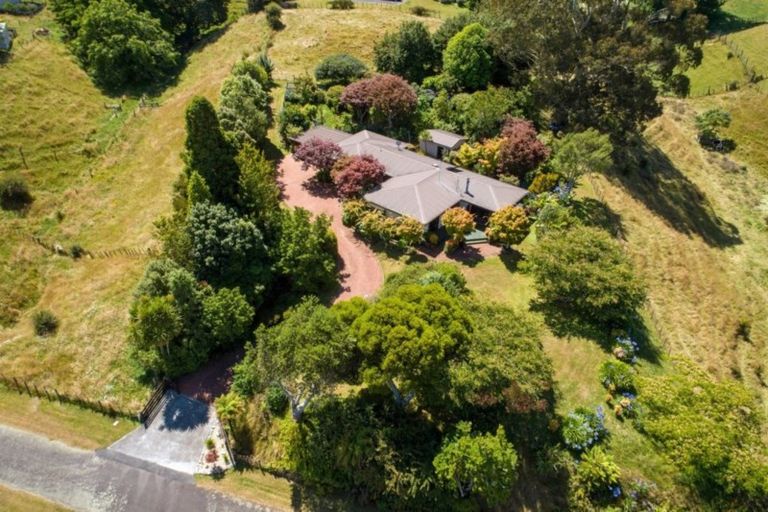 Photo of property in 92d Ward Road, Hamurana, Rotorua, 3097