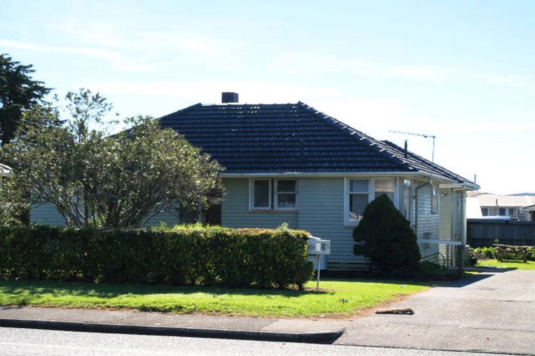 Photo of property in 69 Vine Street, Mangere East, Auckland, 2024