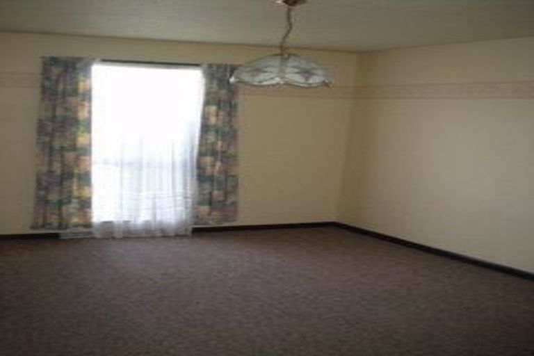 Photo of property in 1/18 Division Street, Riccarton, Christchurch, 8041