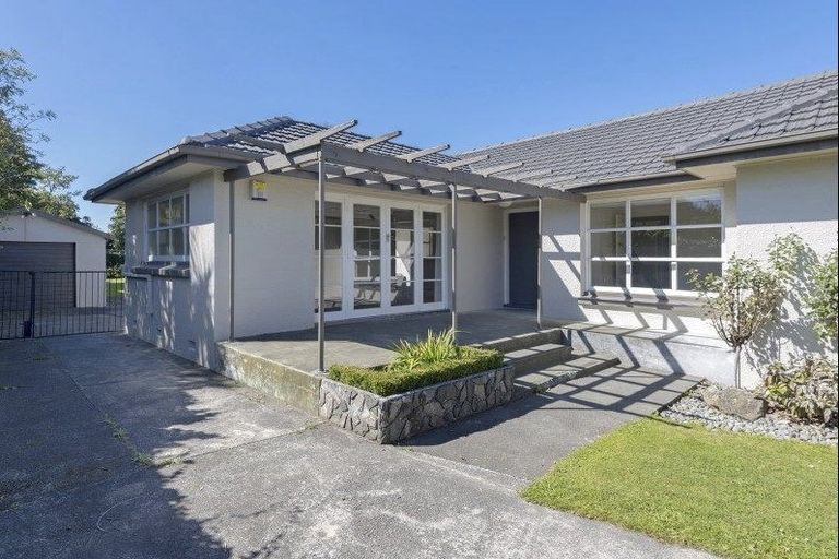 Photo of property in 10 Manuka Street, Mairehau, Christchurch, 8013