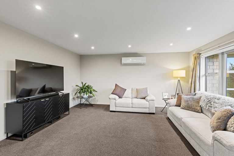 Photo of property in 7 Seaward Street, Pegasus, 7612