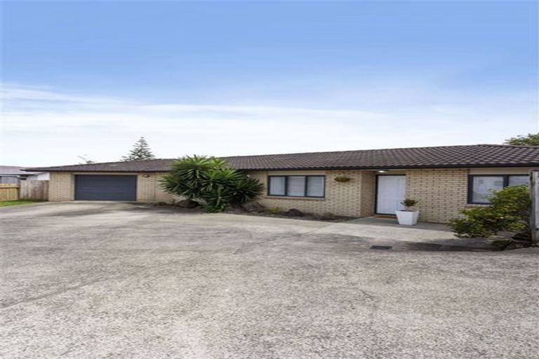 Photo of property in 10a De Thiery Place, Pakuranga Heights, Auckland, 2010