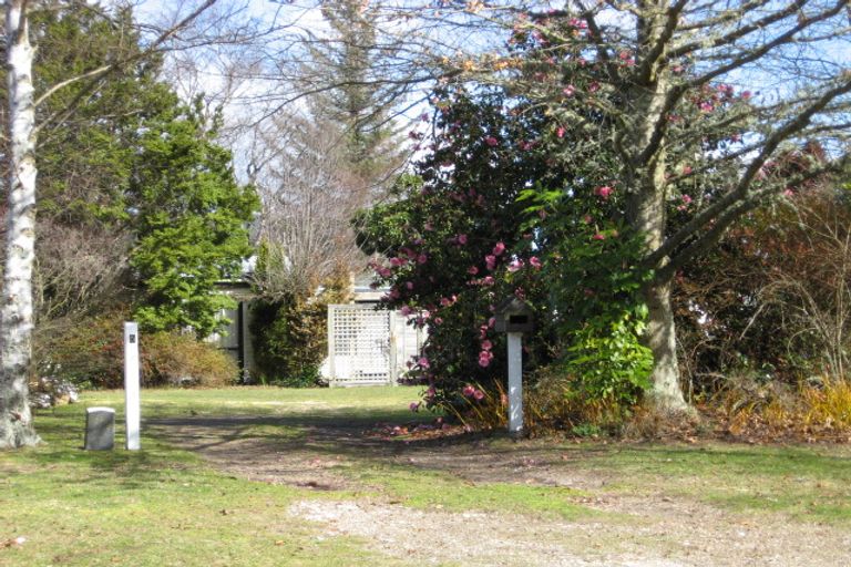 Photo of property in 5 Candu Lane, Kinloch, Taupo, 3377