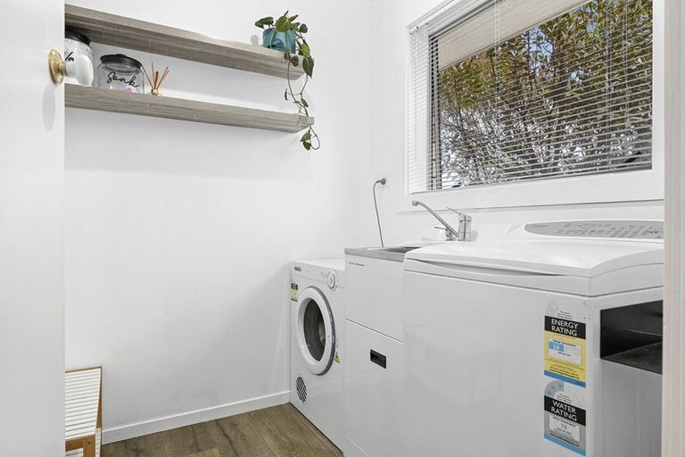 Photo of property in 34 Tomrich Street, Aranui, Christchurch, 8061