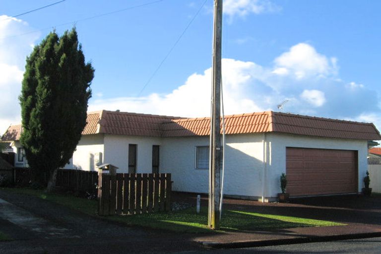 Photo of property in 34a Doment Crescent, Orewa, 0931