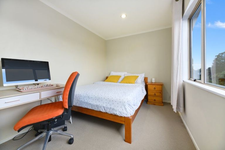 Photo of property in 70 Clover Drive, Henderson, Auckland, 0610