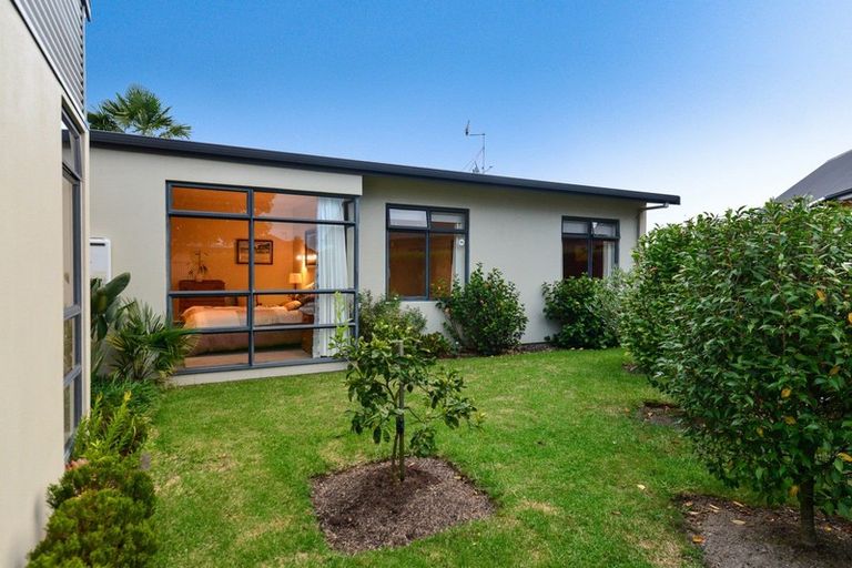 Photo of property in 21 Glen Cree Avenue, Rototuna, Hamilton, 3210