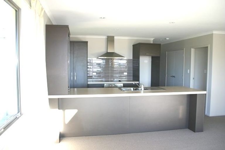 Photo of property in 13 Haden Place, Omokoroa, 3114