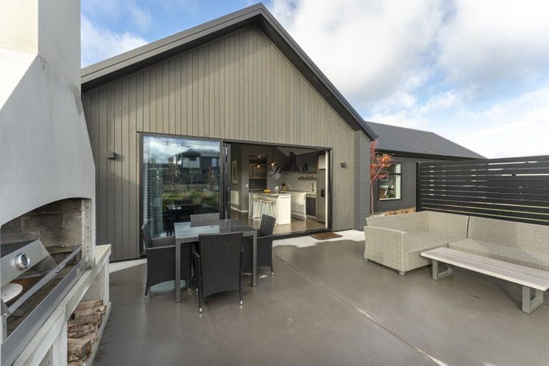 Photo of property in 7 Hatters Lane, Mount Pisa, 9383