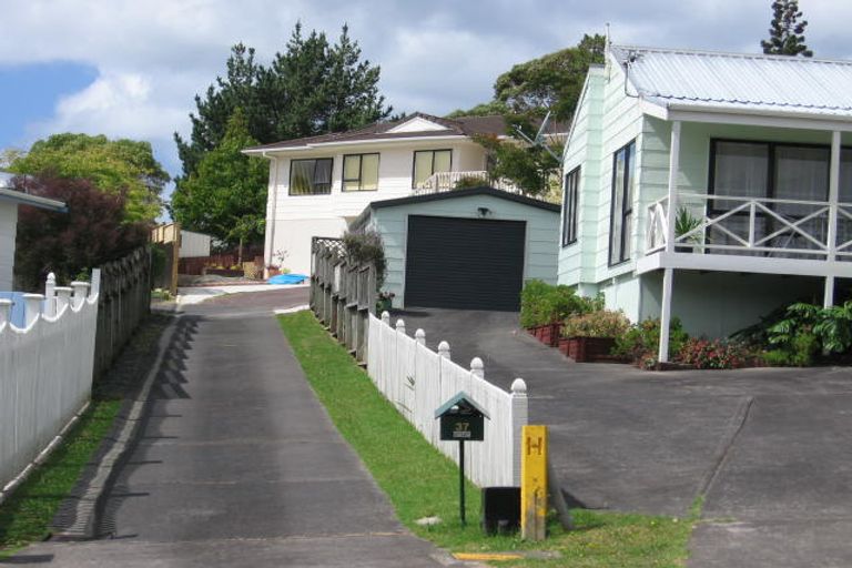 Photo of property in 37 Hale Crescent, Bayview, Auckland, 0629