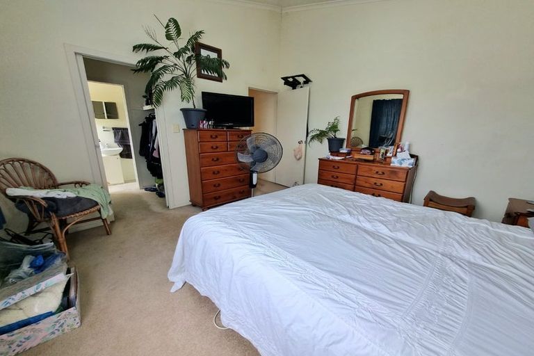 Photo of property in 2c Charlenne Close, Ranui, Auckland, 0612