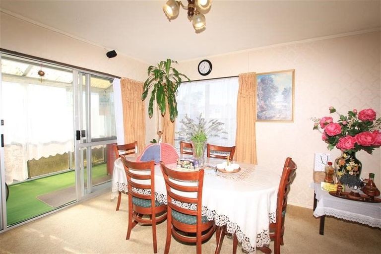 Photo of property in 3/113 Lynwood Road, New Lynn, Auckland, 0600