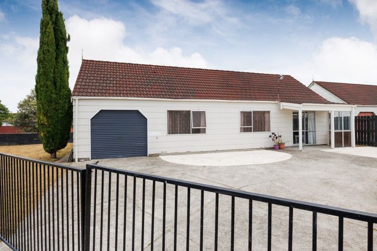 Photo of property in 23a Rhodes Drive, Kelvin Grove, Palmerston North, 4414