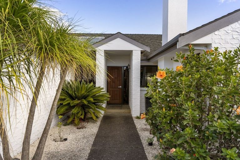 Photo of property in 22 Wairakei Avenue, Papamoa Beach, Papamoa, 3118