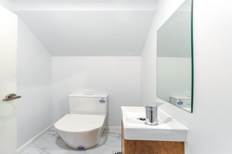 Photo of property in 61 Horokaka Street, Massey, Auckland, 0614