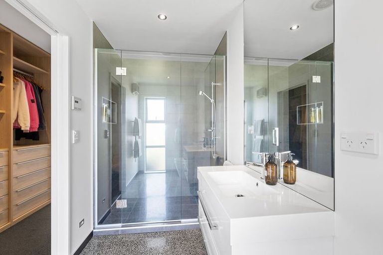 Photo of property in 17 Jacqueline Drive, West Melton, 7618