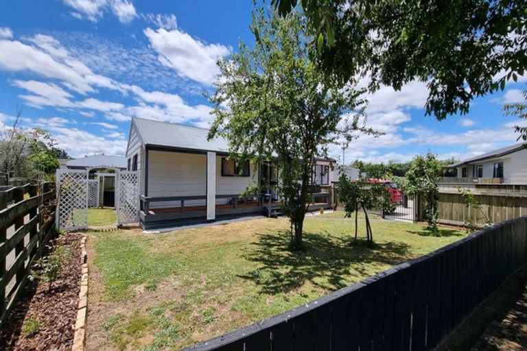 Photo of property in 16b Baxter Place, Owhata, Rotorua, 3010