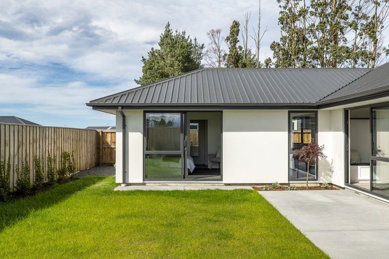 Photo of property in 32 Cooney Avenue, Darfield, 7571