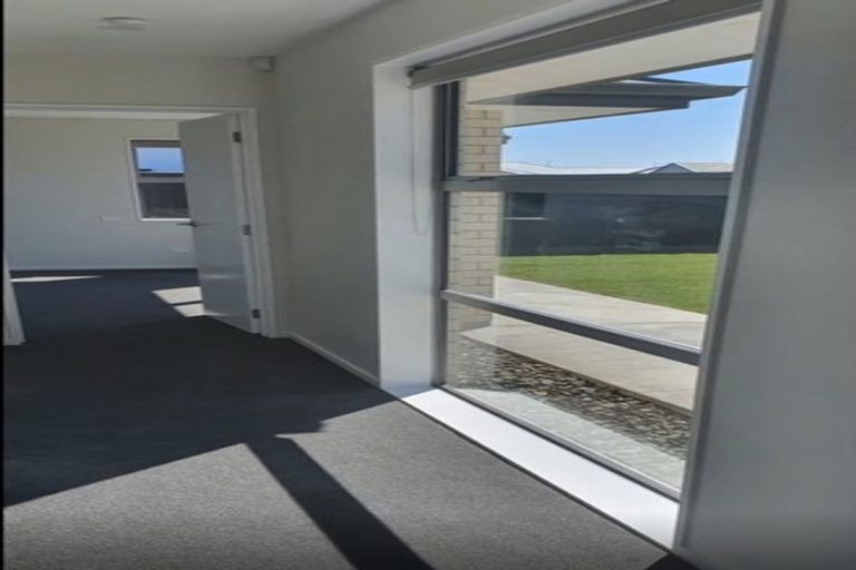 Photo of property in 76 Stationmasters Way, Prebbleton, 7604