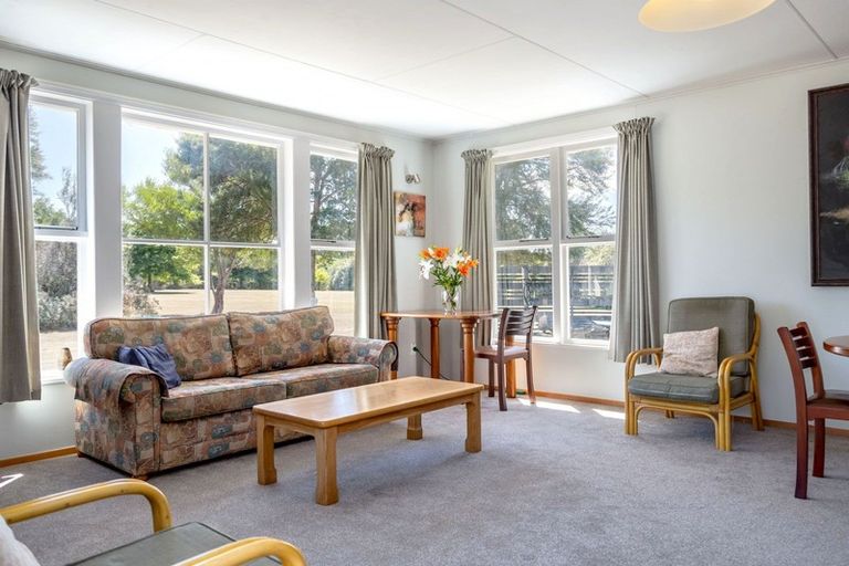 Photo of property in 17 Tararua Drive, Upper Plain, Masterton, 5888