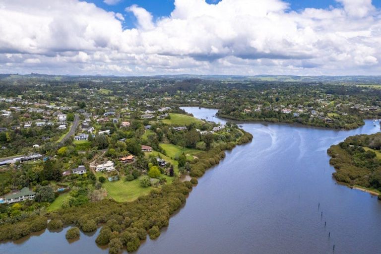 Photo of property in 19 The Lookout, Kerikeri, 0230
