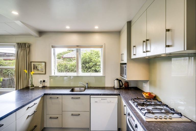 Photo of property in 20 Totara Street, Taradale, Napier, 4112