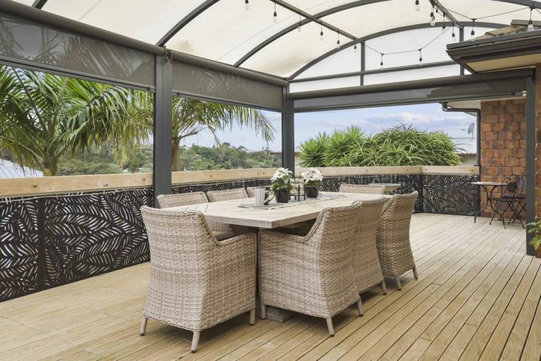 Photo of property in 28 Hawaiian Parade, Arkles Bay, Whangaparaoa, 0932