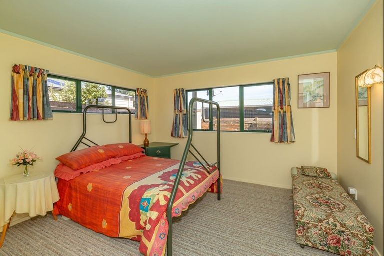 Photo of property in 5 Takitimu Street, Waitarere Beach, Levin, 5510